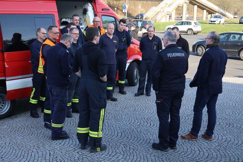 Marburg-Biedenkopf: Feuerwehrleute Unterstützen In Hadamar